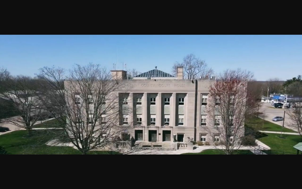 Official Fountain County courthouse image
